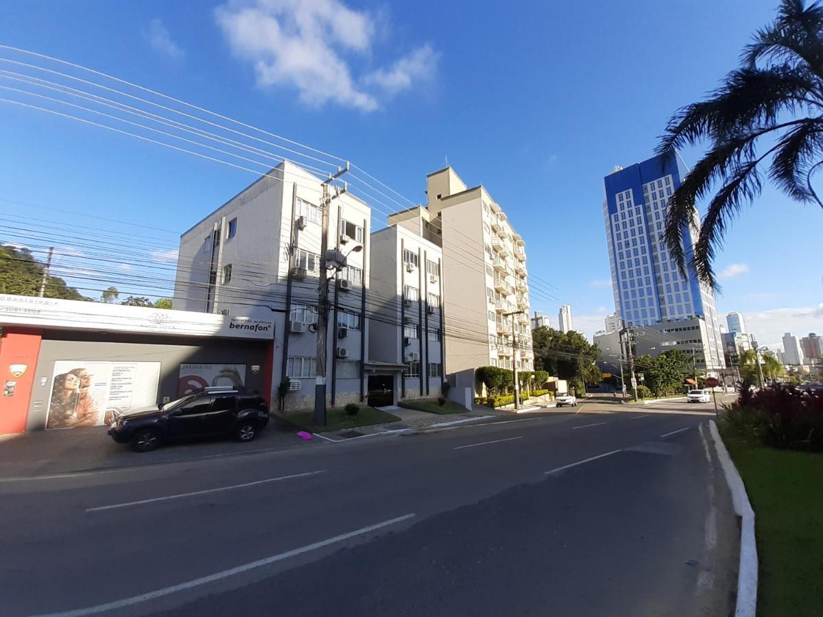 Studio Reformado No Centro Com Garagem, A 2min Praia * Balneario Camboriu