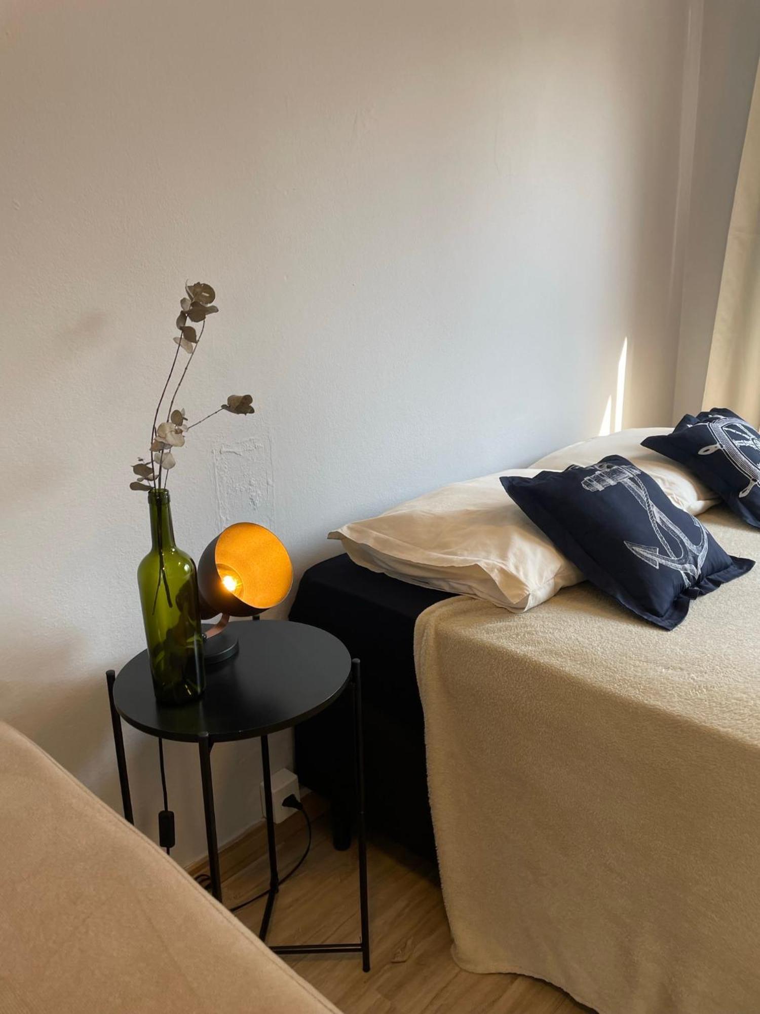 Studio Reformado No Centro Com Garagem, A 2min Praia Apartamento *