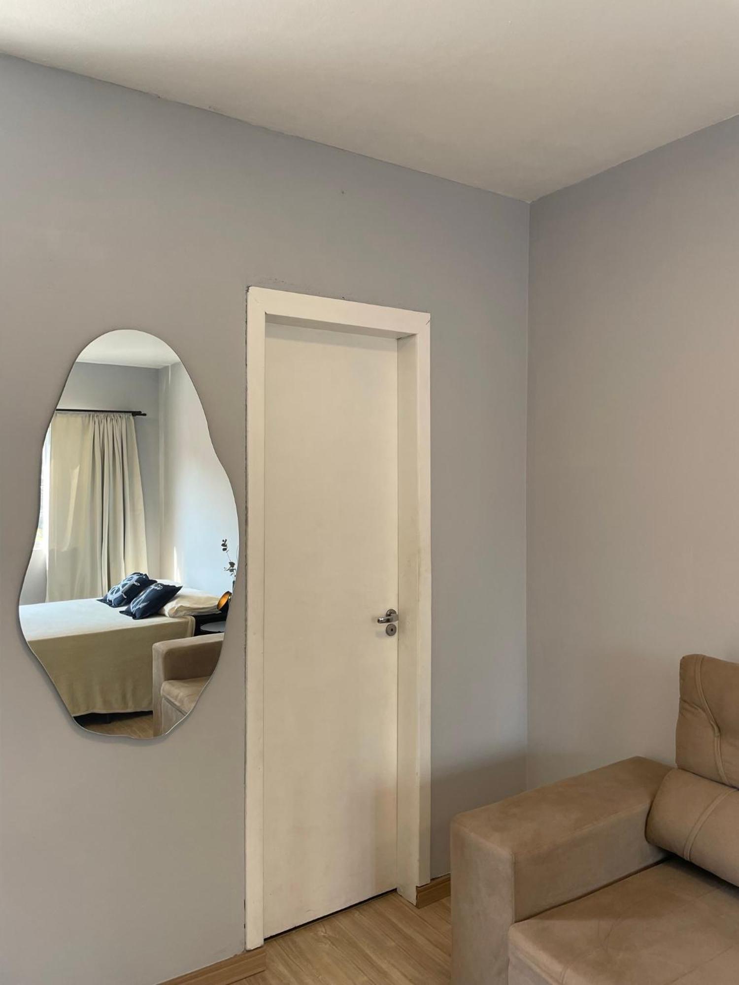 Studio Reformado No Centro Com Garagem, A 2min Praia Apartamento *